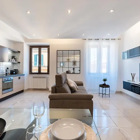 Domus Vaticana St Peter's View Apartment *
