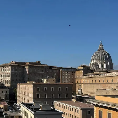 Domus Vaticana St Peter's View * Rome